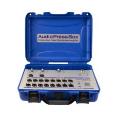 AudioPressBox APB-320 C-USB  Profesjonalny, przenośny, aktywny pressbox z  2 analogowymi wejściami liniowymi/mikrofonowymi,  1 cyfrowym wejściem i wyjściem USB-C oraz 16 analogowymi wyjściami 