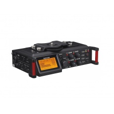 Tascam D-70D rejestrator dżwięku do współpracy z aparatami foto i kamerami