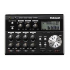 TASCAM DP 004