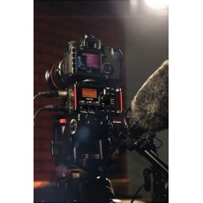 Tascam DR-60MK II cyfrowy rejestrator dzwięku do współpracy z lustrzankami DSLR i kamerami video